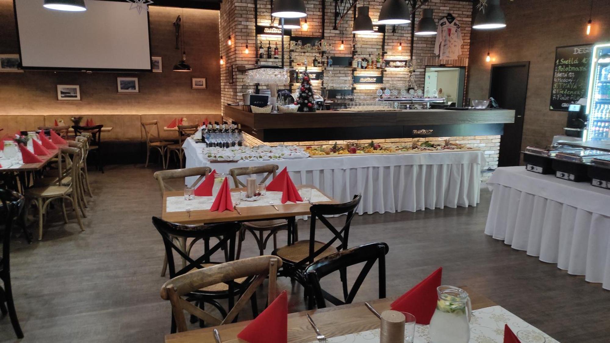 Azul Hotel & Restaurant パルティザンスケ エクステリア 写真