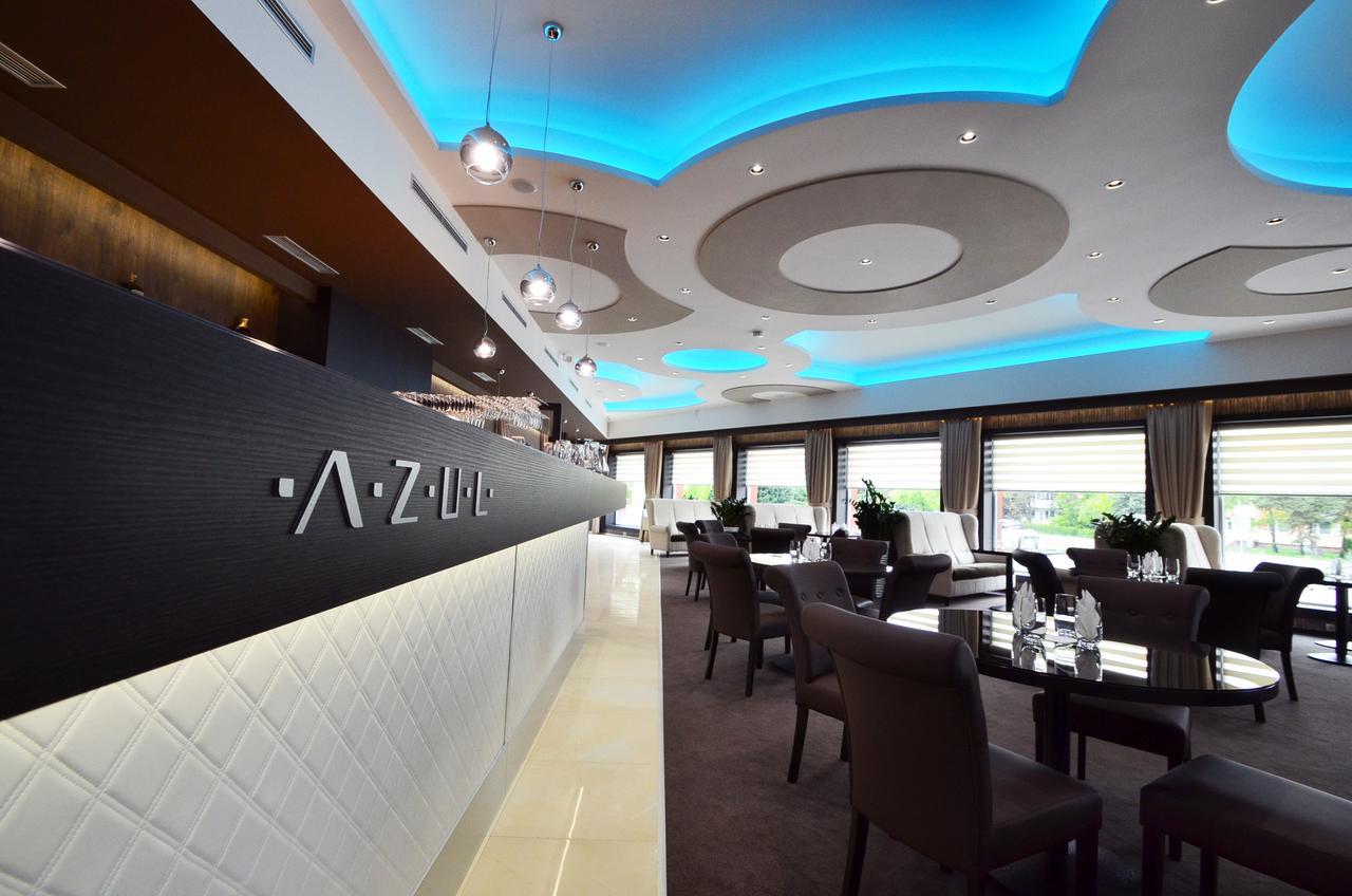 Azul Hotel & Restaurant パルティザンスケ エクステリア 写真