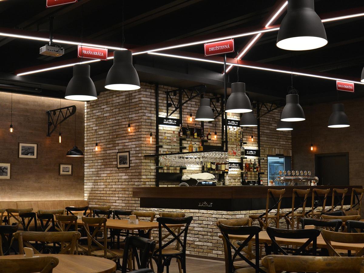Azul Hotel & Restaurant パルティザンスケ エクステリア 写真
